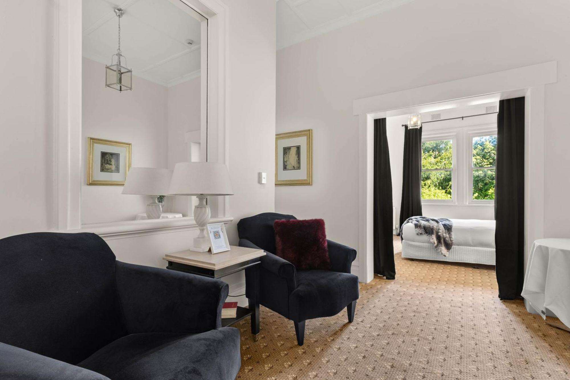 The Robertson Hotel Bagian luar foto