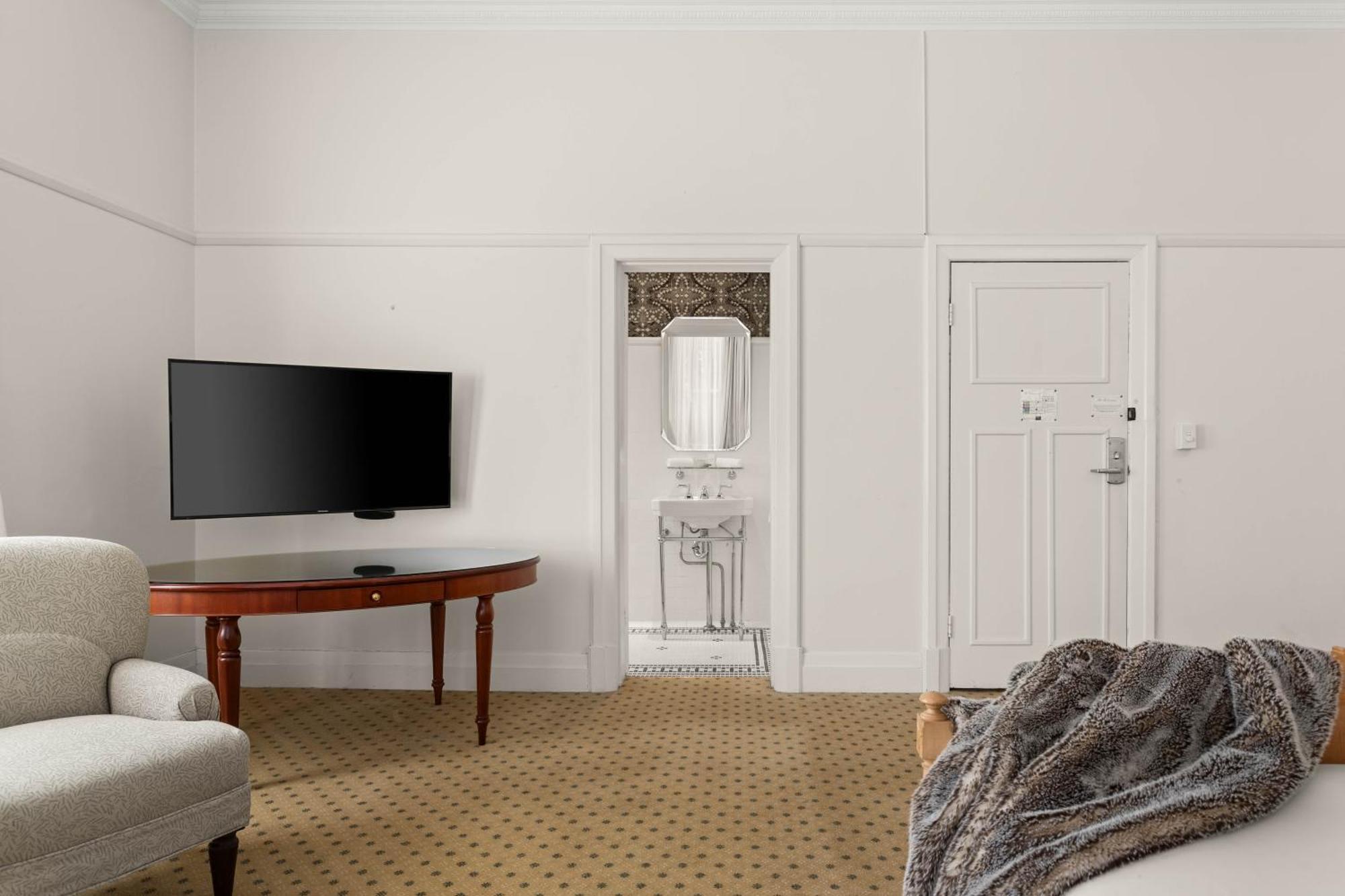 The Robertson Hotel Bagian luar foto