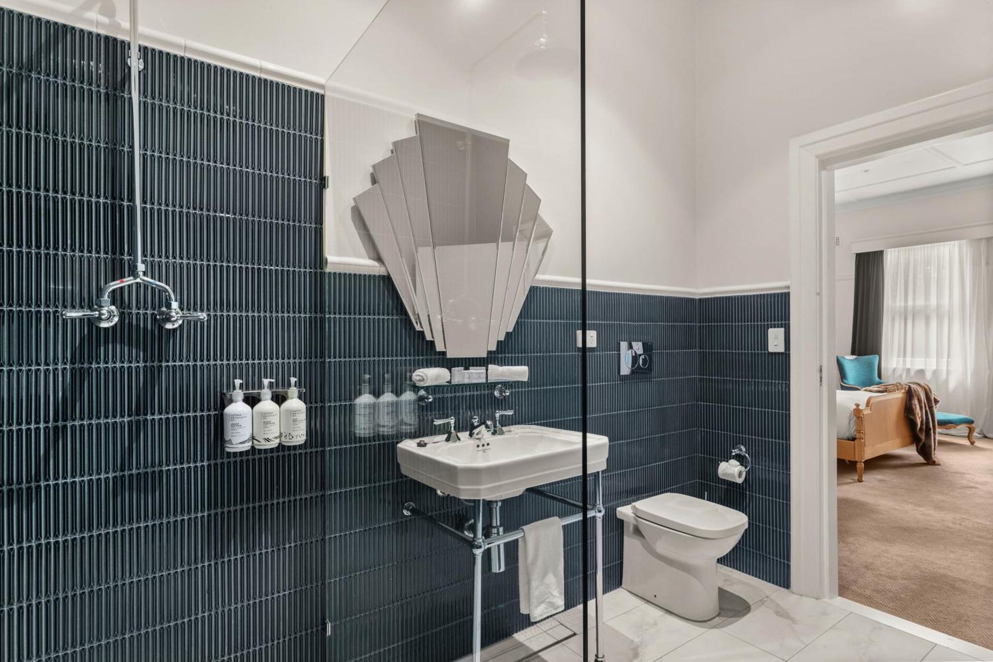 The Robertson Hotel Bagian luar foto