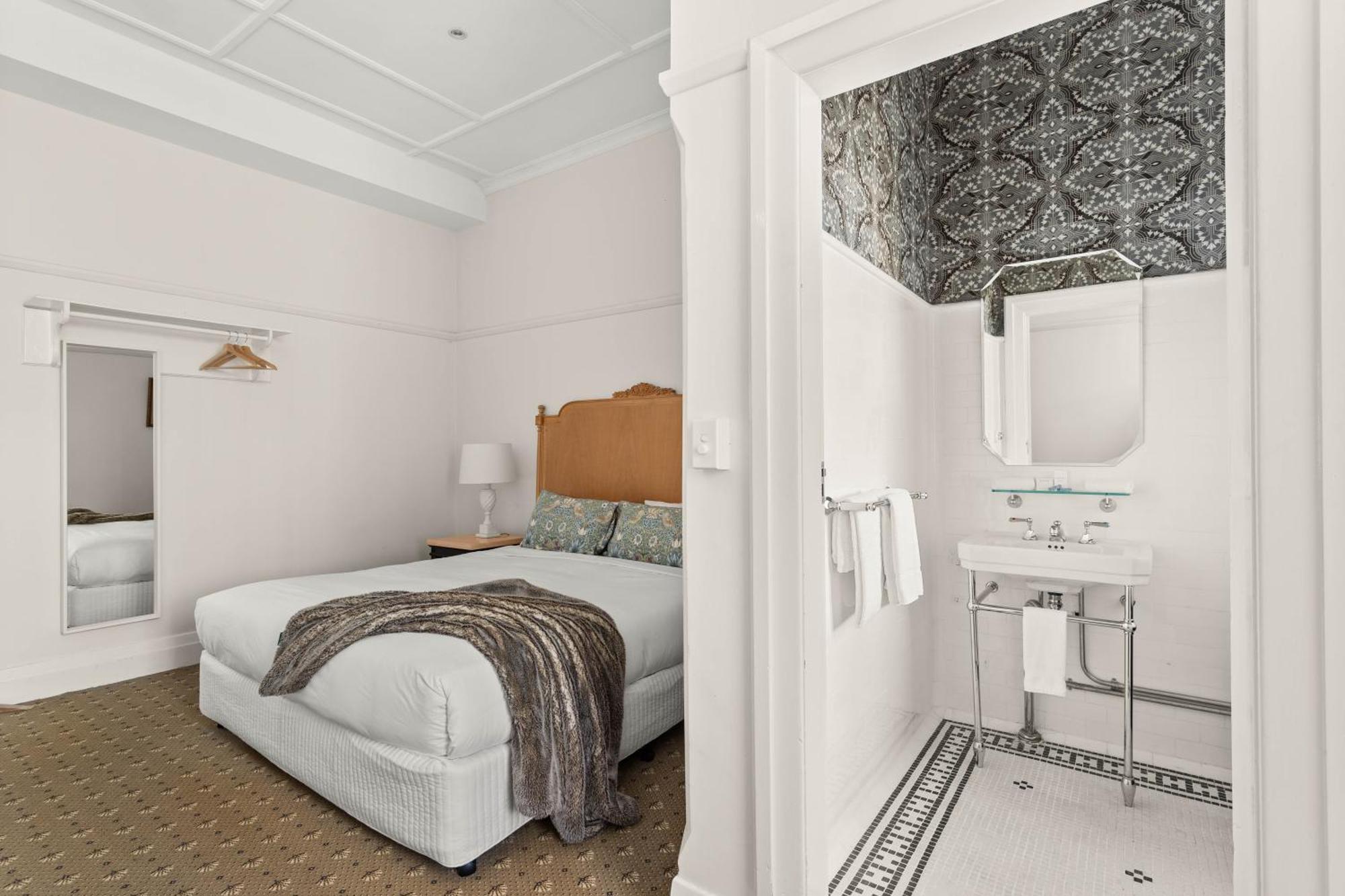 The Robertson Hotel Bagian luar foto