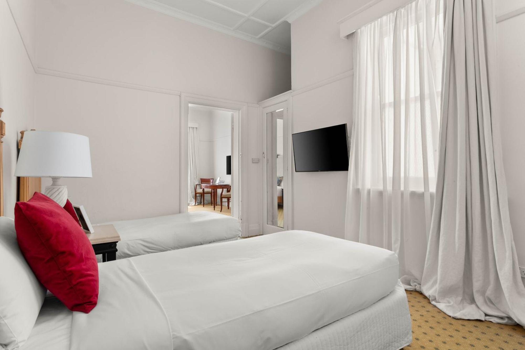 The Robertson Hotel Bagian luar foto