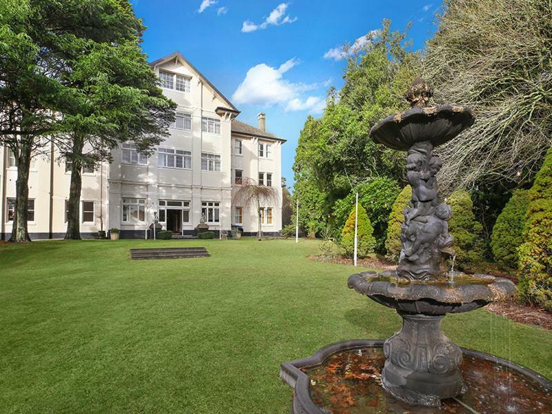 The Robertson Hotel Bagian luar foto