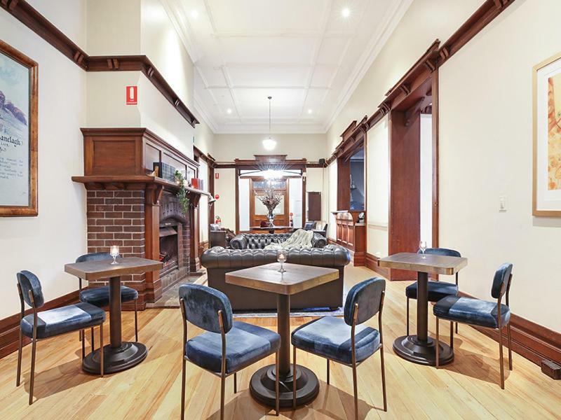 The Robertson Hotel Bagian luar foto