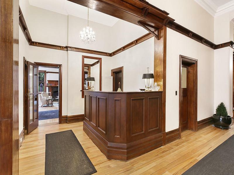 The Robertson Hotel Bagian luar foto